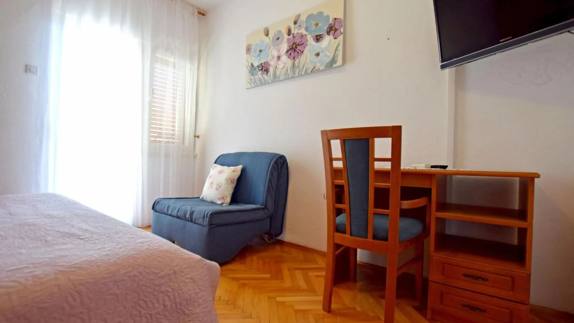 Apartments And Rooms With Parking Space Starigrad, Paklenica - 18034 Starigrad Paklenica