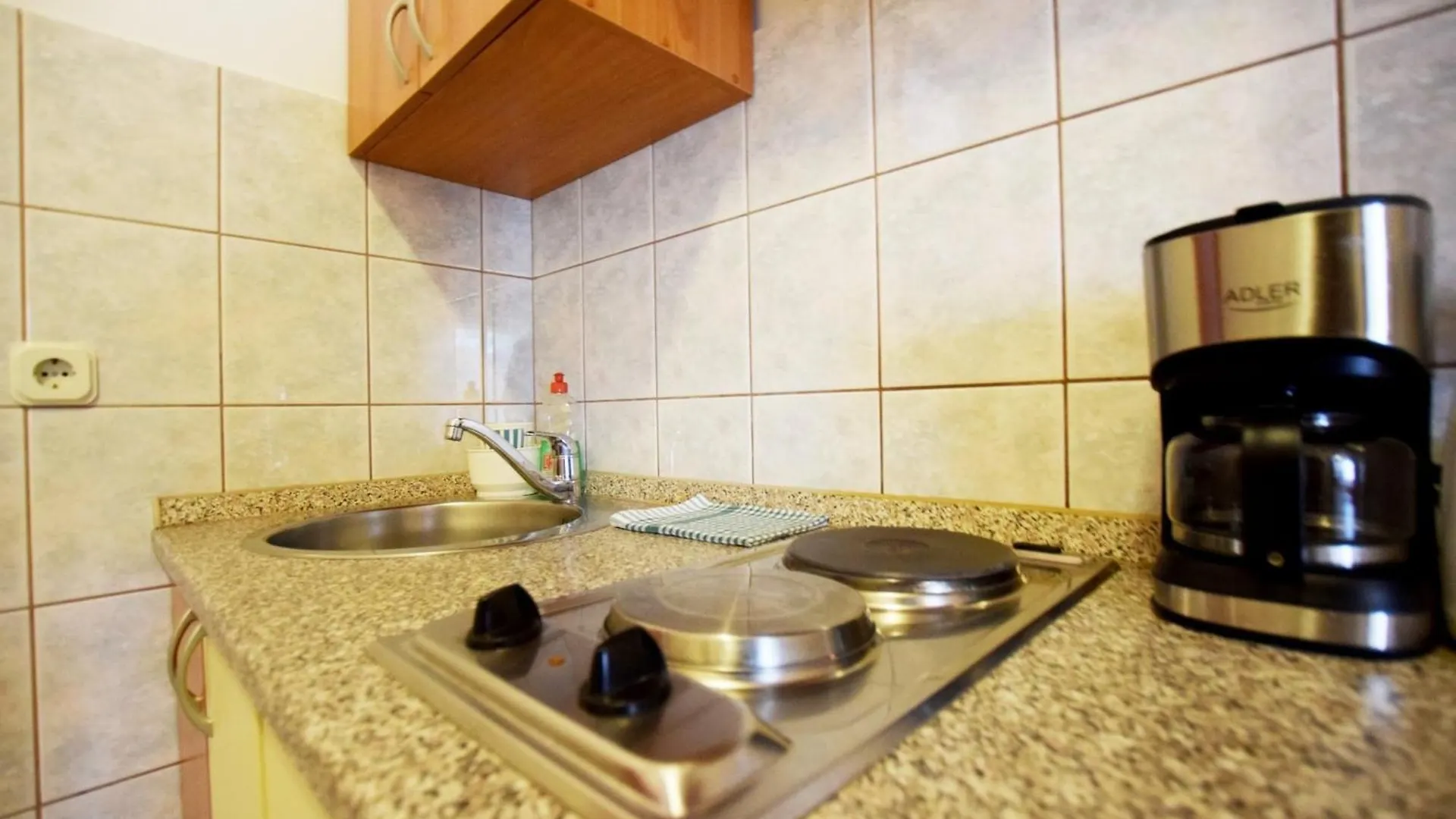 Guest house Apartments And Rooms With Parking Space Starigrad, Paklenica - 18034